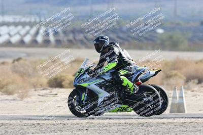 media/Nov-01-2025-CVMA (Sat) [[fc0f7531b8]]/Race 11-Amateur Supersport Open/